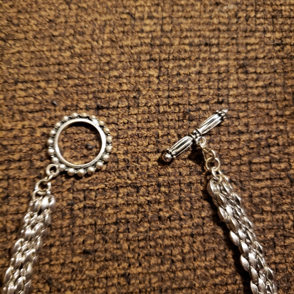 Beautiful necklace, like new! - Picture 3 of 7